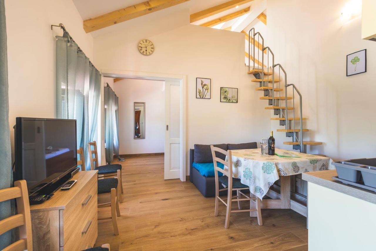 Vinea Apartmani Umag, Ulica G Garibaldia 2 Exterior photo